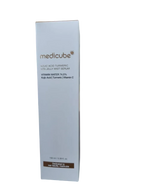 Caja de K-Chic Skin Especialidad Medicube Kojic Acid Turmeric Vita Jelly Mist Serum de 100 ml para iluminar la piel.